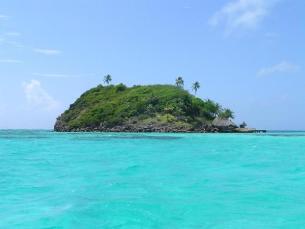 1717400458 25 Regiones naturales de Colombia - 2026 - Colombia, situada en América del Sur, posee una extensión de 2.070.408 km2, abarcando tanto su territorio terrestre como marítimo. Su territorio se encuentra dividido en 6 regiones geográficas, cada una con características peculiares que hacen de este país un lugar de gran riqueza ecológica. Además, su población es multicultural, resultado de la mezcla entre indígenas americanos, europeos y africanos, lo que lo convierte en un país sumamente diverso en muchos aspectos. Regiones naturales de Colombia - Región natural Insular de Colombia